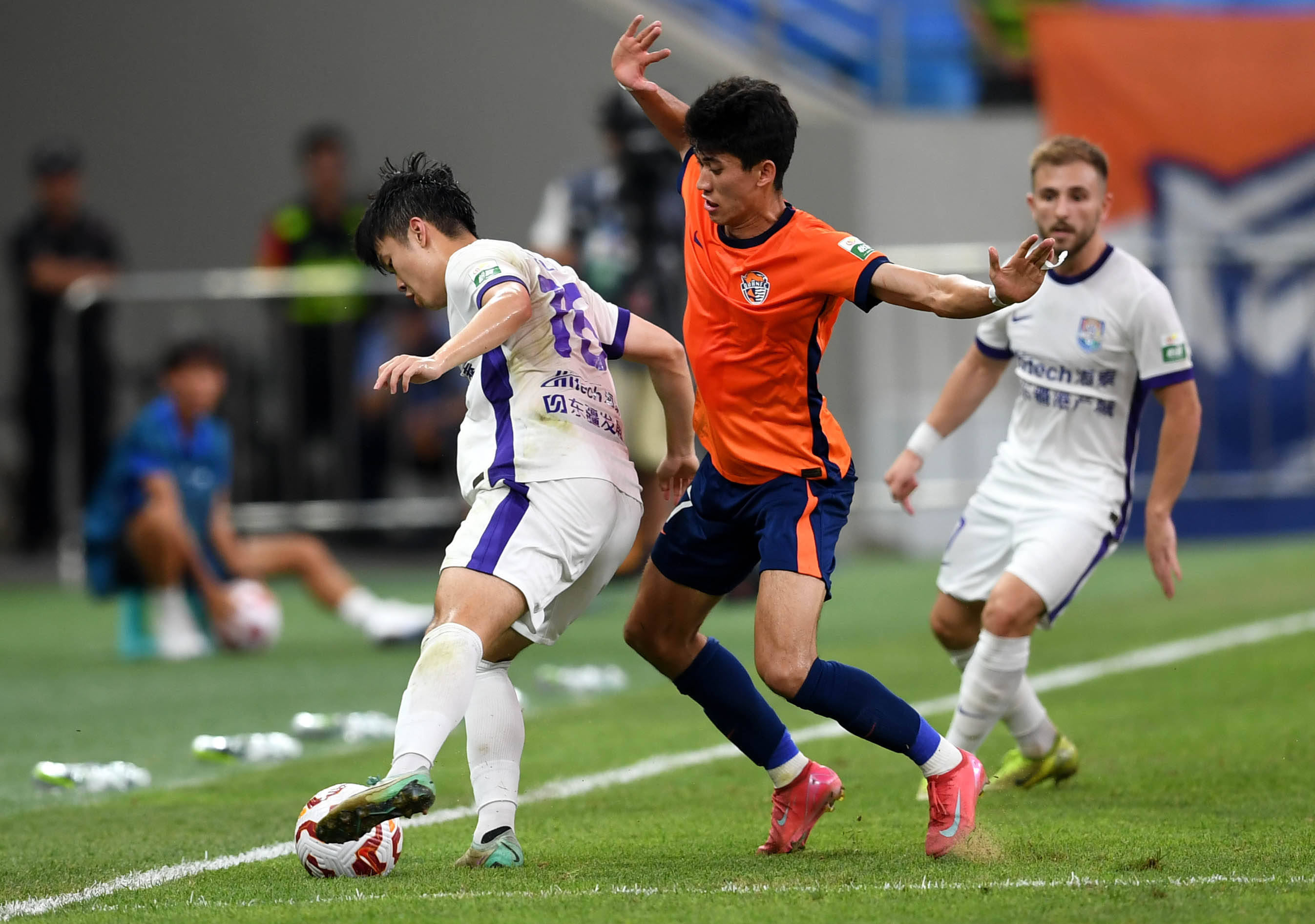 物且超一万 物且超一万